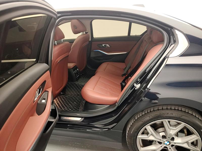 BMW BMW i3 2025