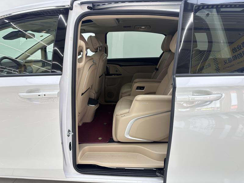 Buick Buick GL8 PHEV 2025