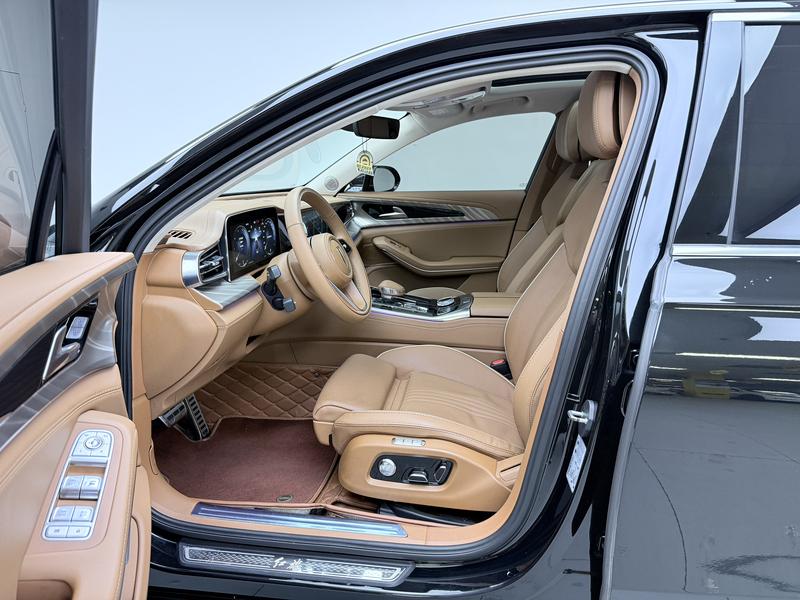 Hongqi Red Flag H9 2020