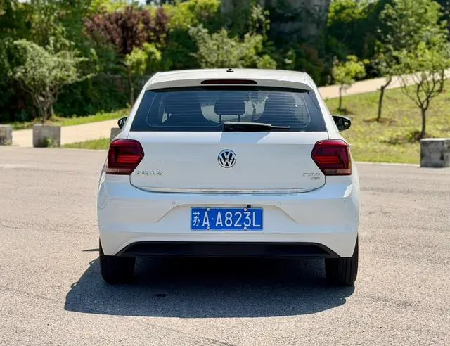 Volkswagen Polo Plus 1.5L automatic colorful technology version