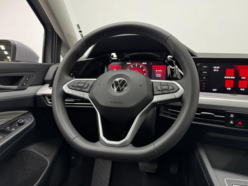 Volkswagen golf 2023