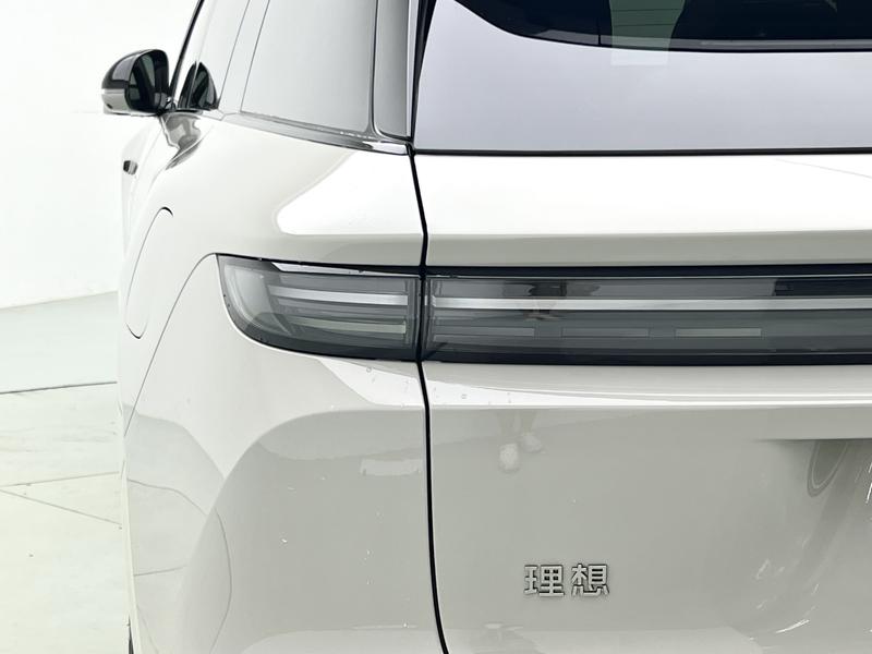 Li Auto Ideal i6 2025