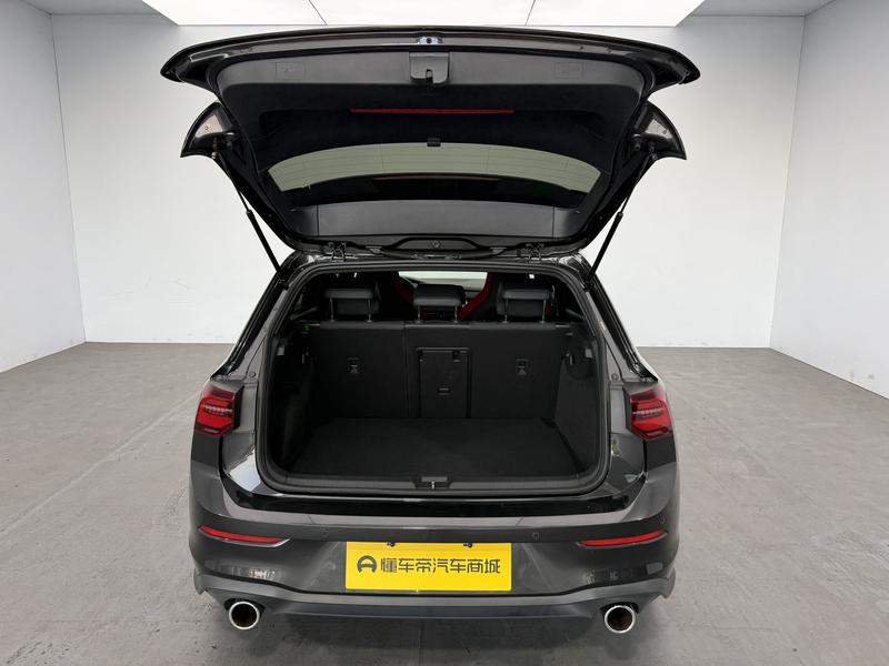 Volkswagen Golf GTI 2021
