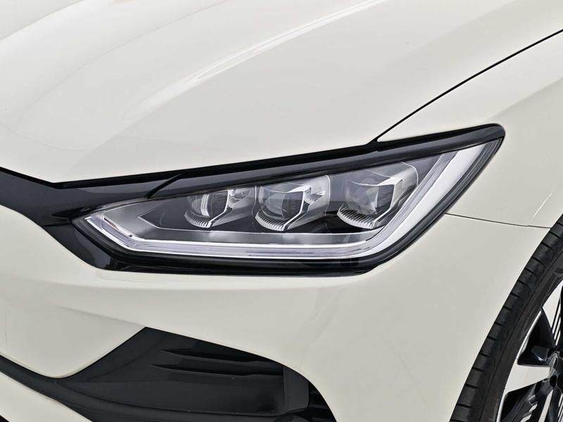 BYD BYD e2 2023