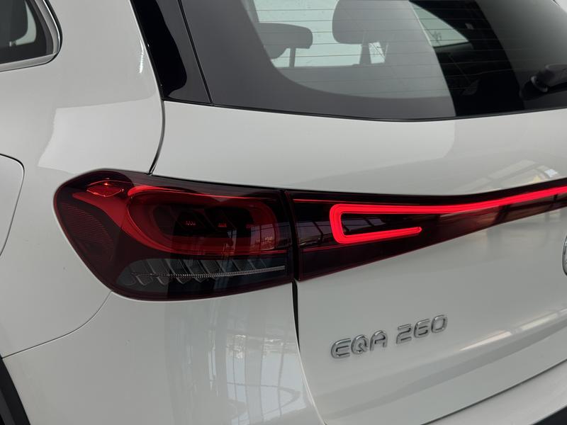 Mercedes-Benz Mercedes EQA 2022