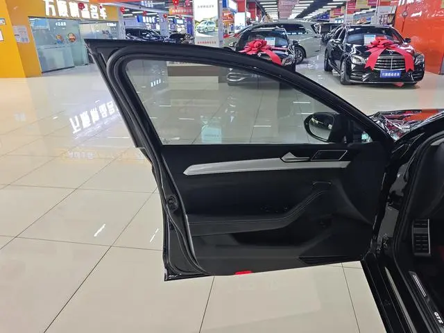Volkswagen Magotan GTE Luxury