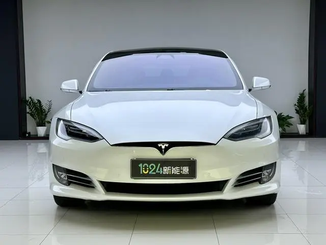 Tesla Model S Long battery life version