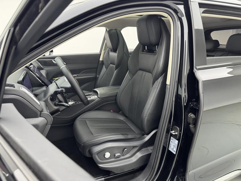 Hongqi Hongqi HS3 2024