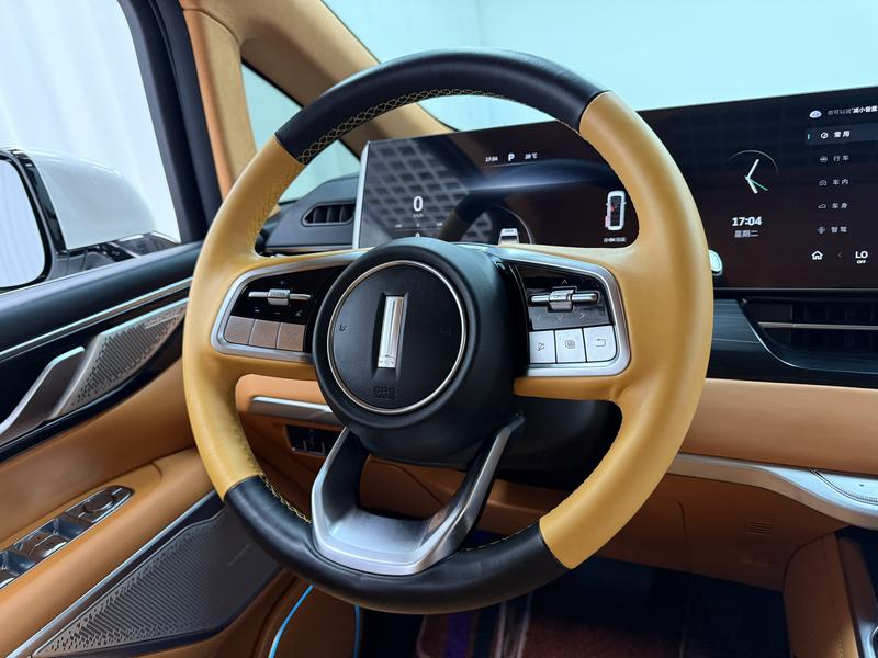 WEY 高山 PHEV 2023