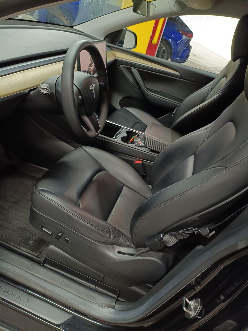 Tesla Model Y 2022