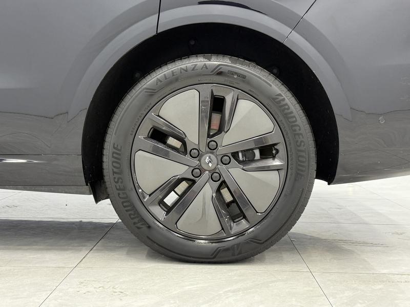 Li Auto Ideal L6 2024