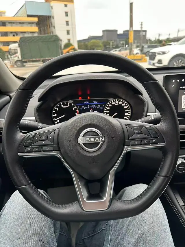Nissan Teana 2.0L XL-TLS Enjoy Edition