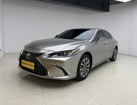 Lexus Lexus ES 2022