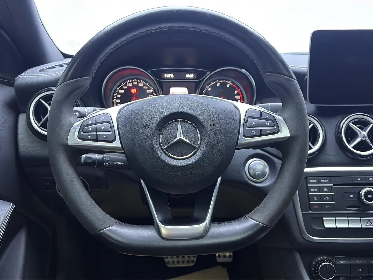 Mercedes-Benz Mercedes-Benz GLA GLA 200 Polar Limited Edition