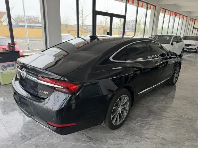 Buick Lacrosse 652T luxury