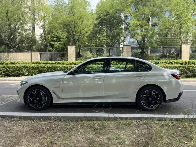 BMW BMW i3 eDrive40L Yao Ye Set