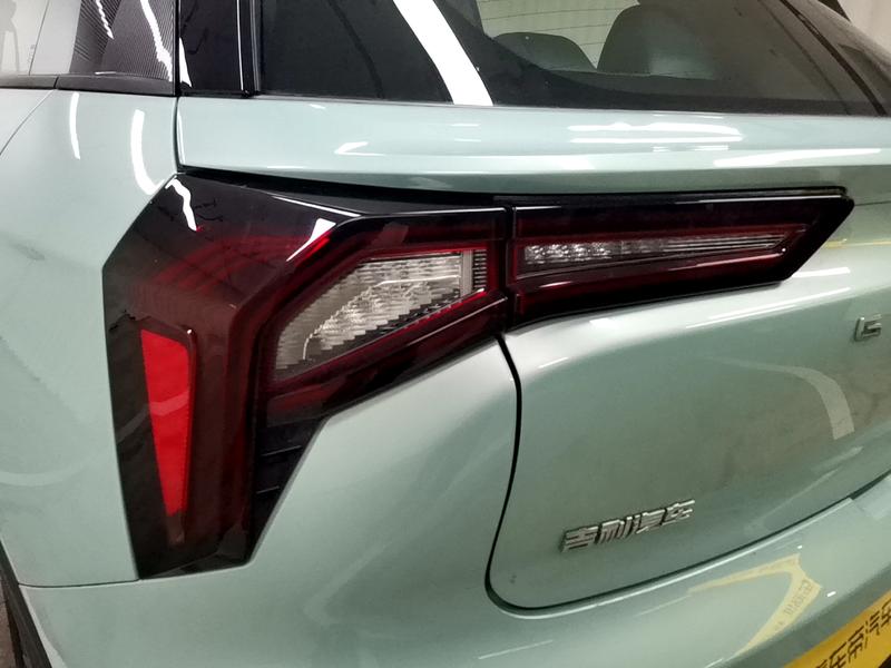 Geometry Geely Geometry E Firefly 2024