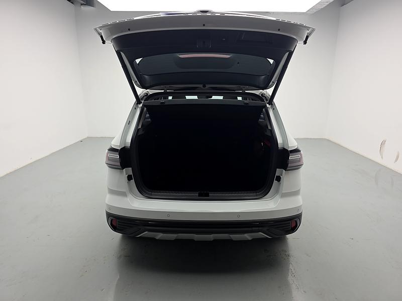 Volkswagen Tharu 2023