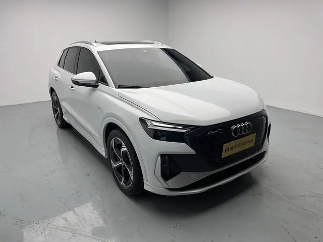 Audi Audi Q4 e-tron 50 e-tron quattro Creation Edition