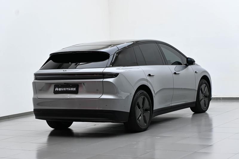 Li Auto Ideal i6 2025