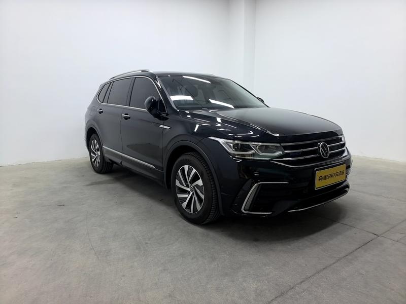 Volkswagen Tiguan L PHEV 2022