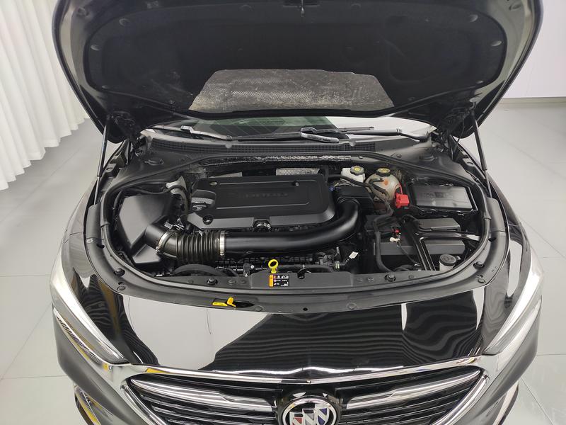 Buick LaCrosse 2022