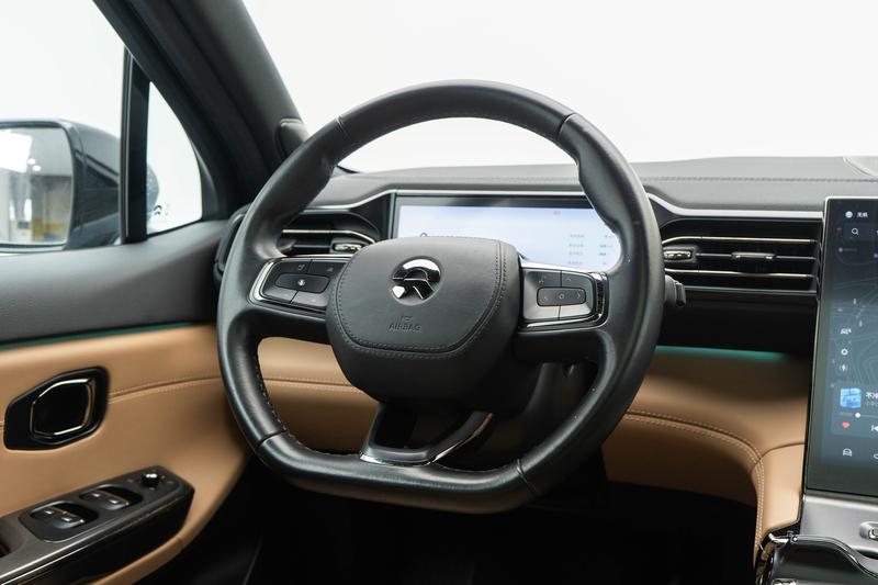 NIO NIO ES6 2020