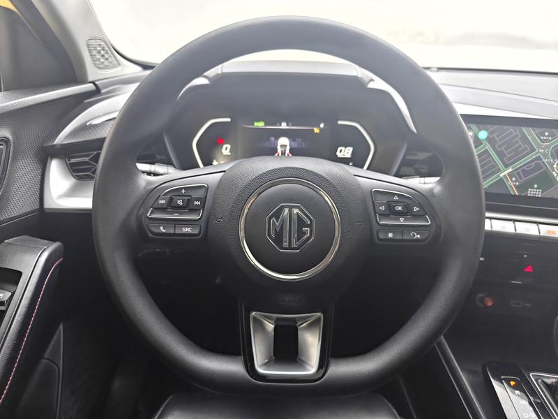 MG MG5 2021