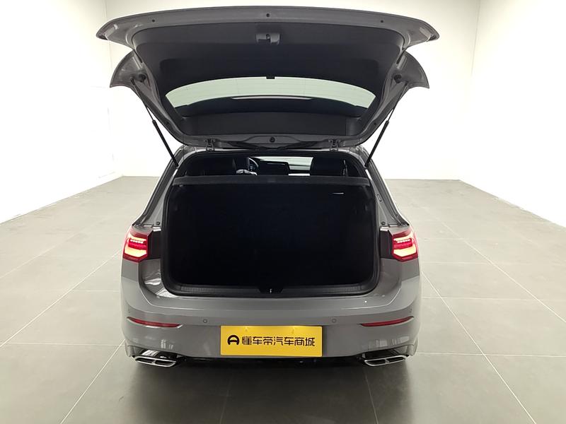 Volkswagen golf 2023