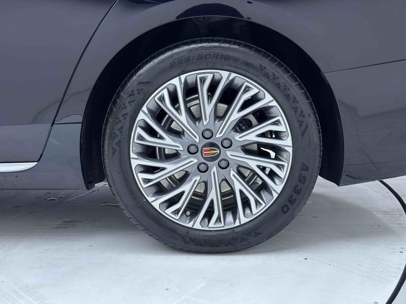 Hongqi Red Flag H5 2023