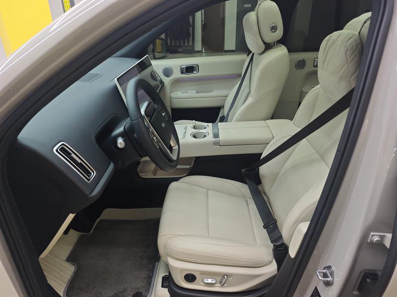 Li Auto Ideal L6 2024