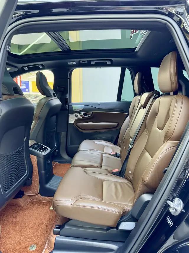 Volvo Volvo XC90 PHEV E-drive hybrid T8 Zhizun Deluxe Edition 7 Seats