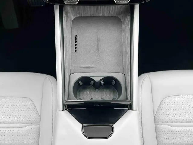 Dongfeng eπ eπ007 Pure electric 530Pro version