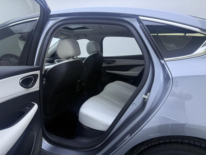 BYD Seal 05DM 2025