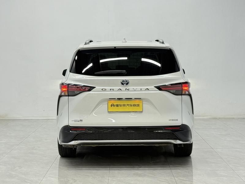 Toyota Gravia 2023