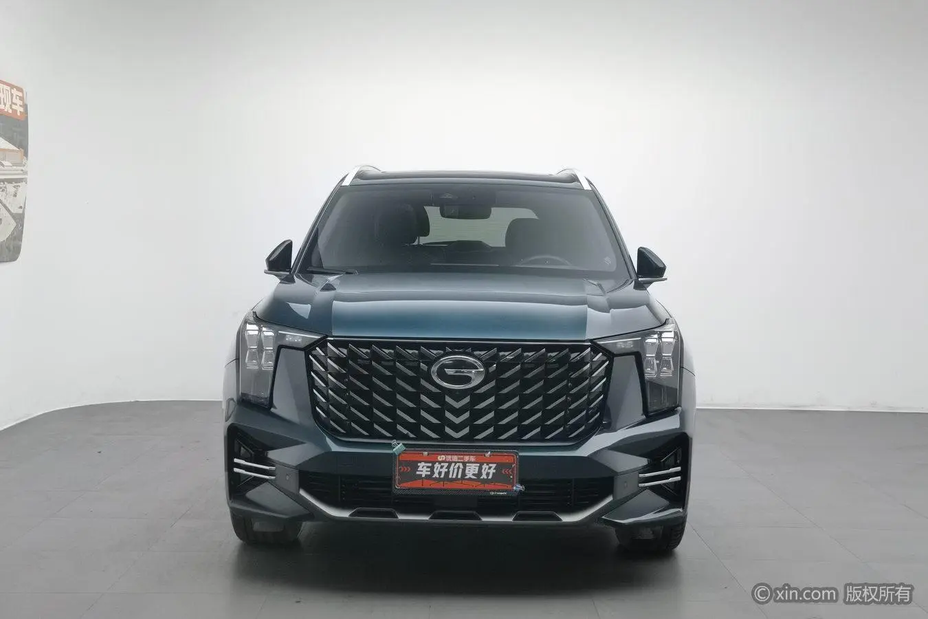 GAC Trumpchi GS8 Pilot Series 2.0 TGDI two-wheel drive Premium Edition 6-seater