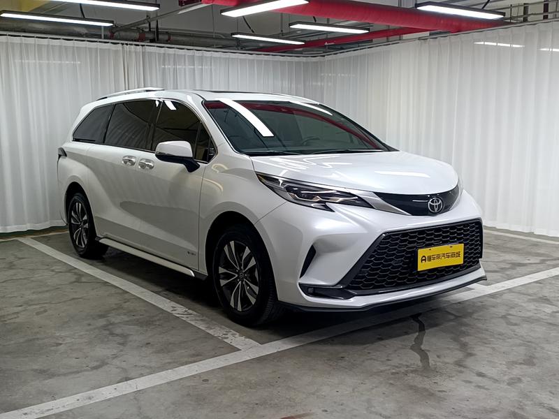 Toyota Gravia 2024