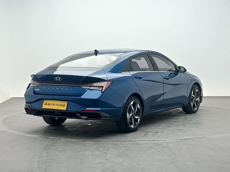 Hyundai Elantra 2021