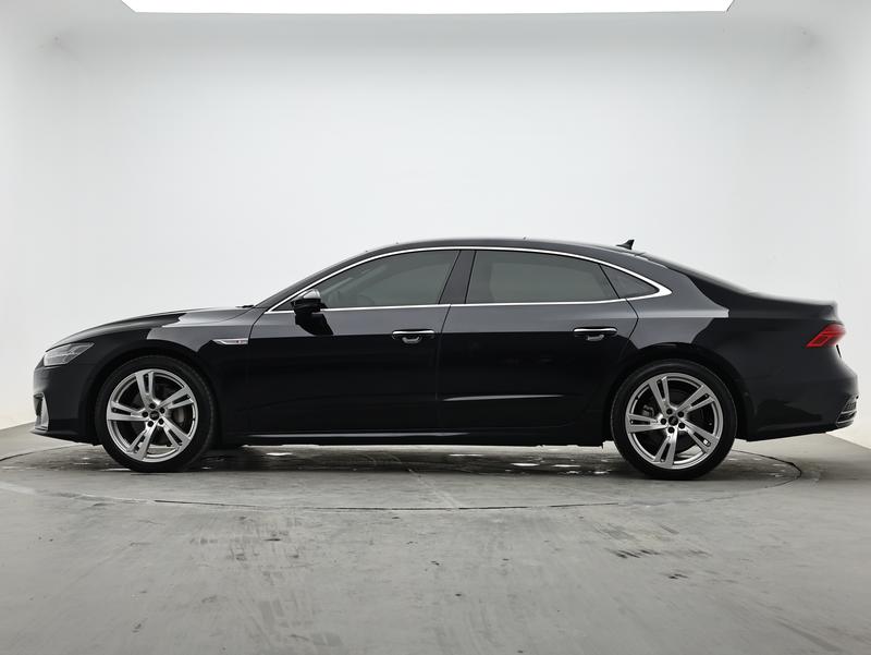 Audi Audi A7L 2022