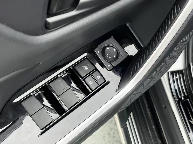 Toyota RAV4 Rong Fang 2024