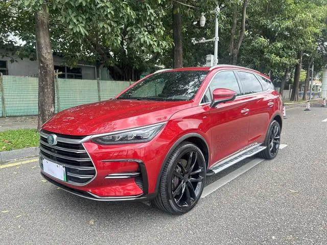 BYD Tang DM DM 2.0T four-wheel drive high-performance version of the Genesis flagship