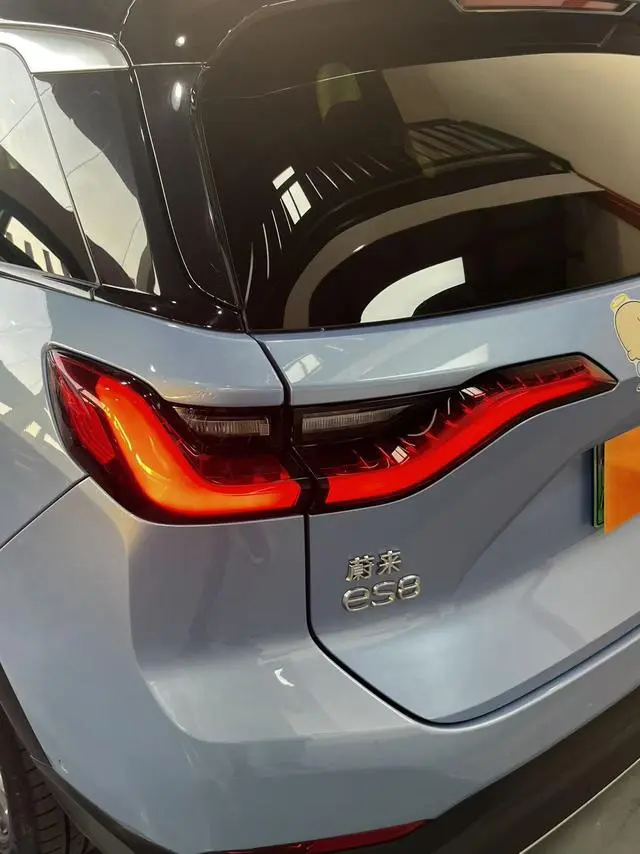 NIO NIO ES8 355KM benchmark version