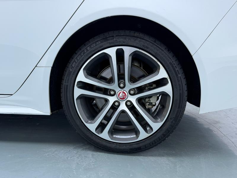 Jaguar Jaguar XEL 2023