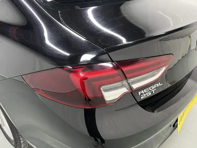Buick Regal 25T Premium Edition