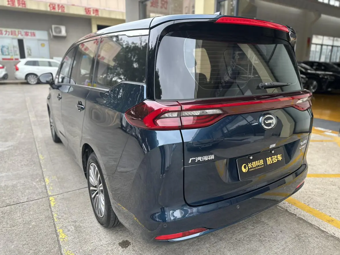 GAC Trumpchi M6 270T automatic Premium Edition 6-seater Country VI