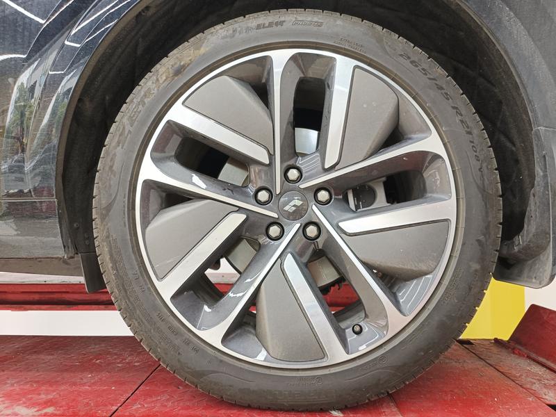 Li Auto Ideal L6 2024