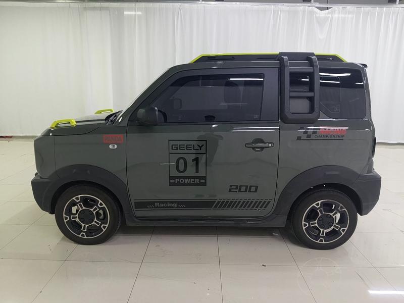 Geely Galaxy panda 2024