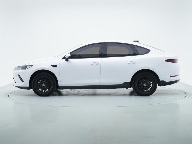 BYD Qin PLUS EV 2025