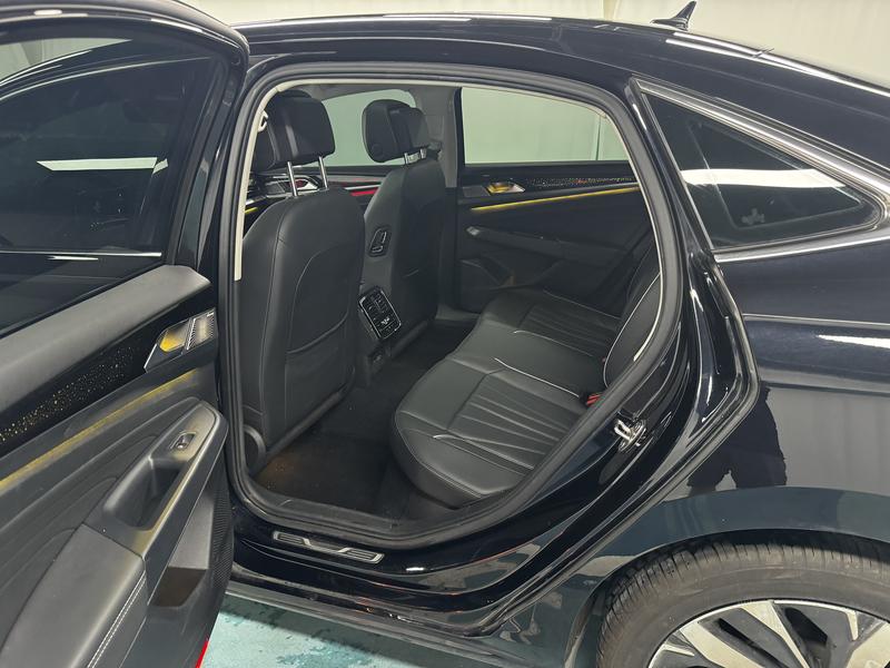 Volkswagen Passat 2024