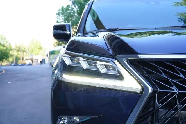 Lexus Lexus LX 570 Peak Special Edition